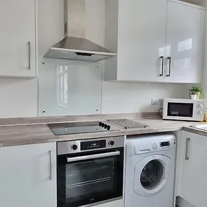 https://k-suites-juniper-road.tophotelsbath.com