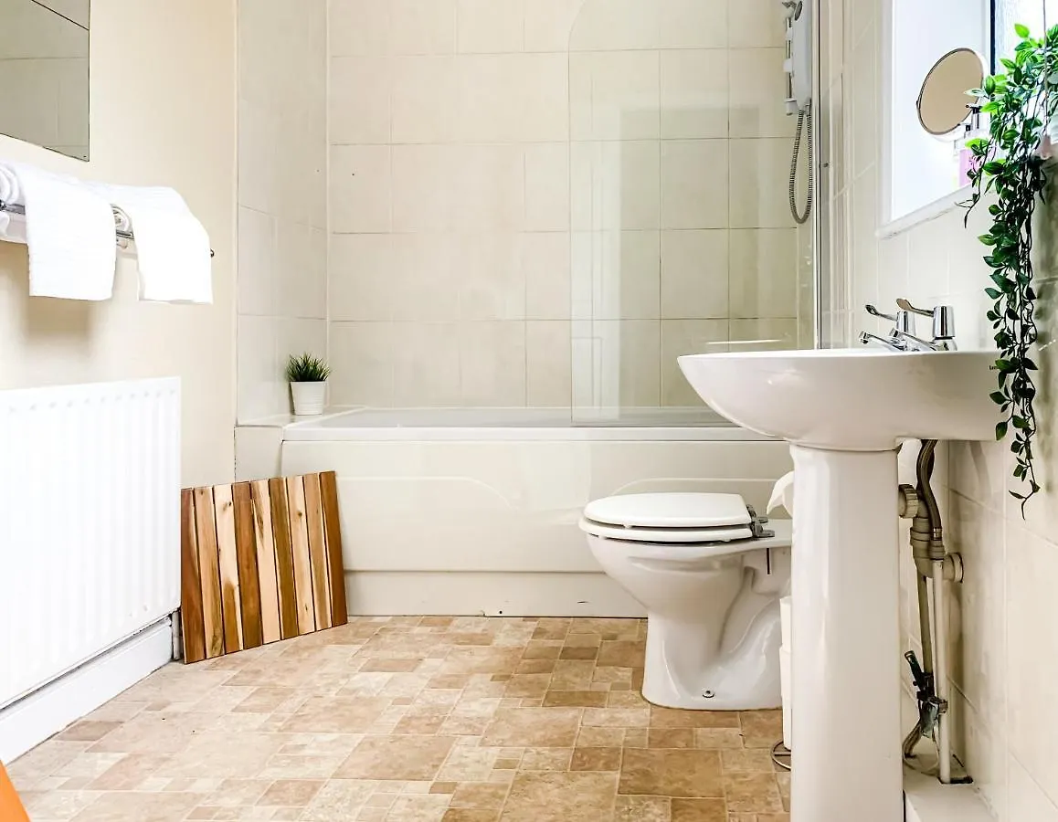 The Warwick - Quaint Victorian Home With Free Parking York Lodge