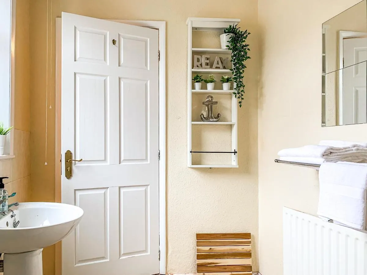 Lodge The Warwick - Quaint Victorian Home With Free Parking York United Kingdom