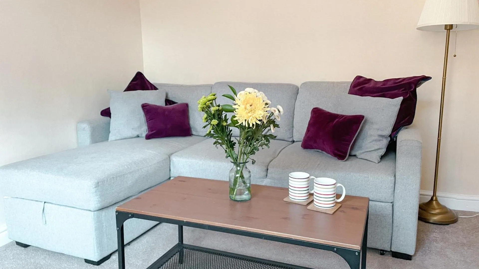 Lodge The Warwick - Quaint Victorian Home With Free Parking York